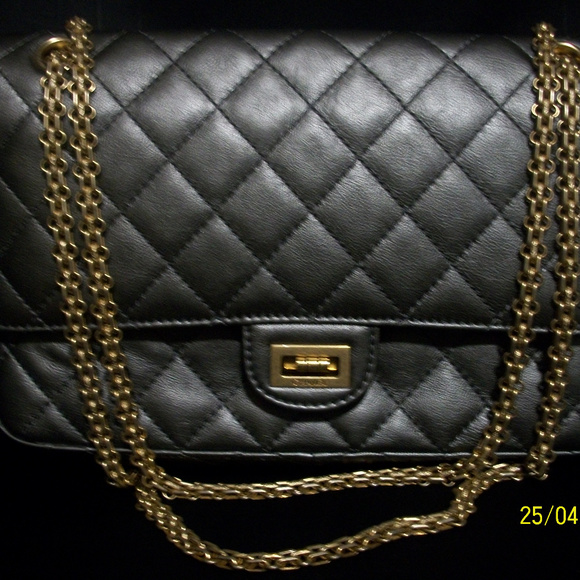 Authentic Chanel classic double flap handbag New - Picture 1 of 8